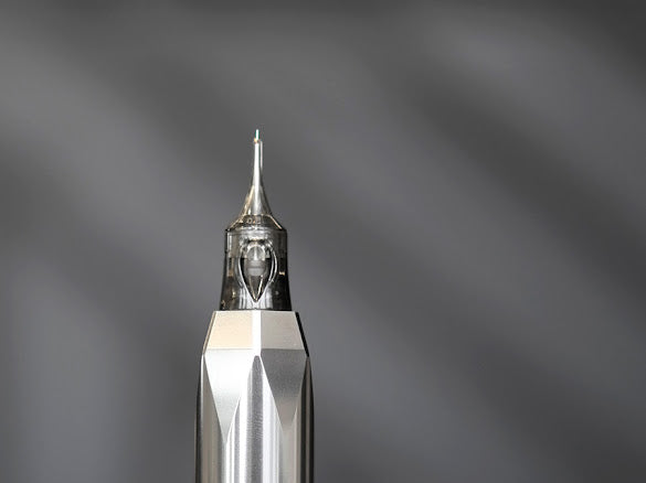 F9 Wireless PMU Tattoo Pen - Maszynka Bezprzewodowa (Shiny Silver)